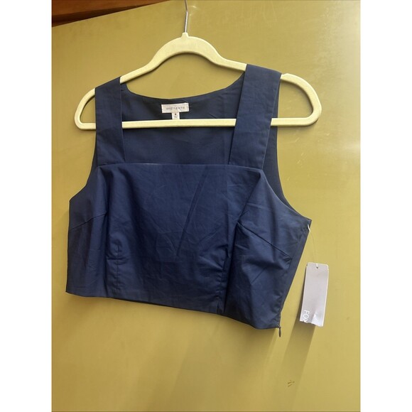 NWT Women Sleeveless Smocked Back Side Zip Square Neck Crop Top Size M Navy - Picture 2 of 7